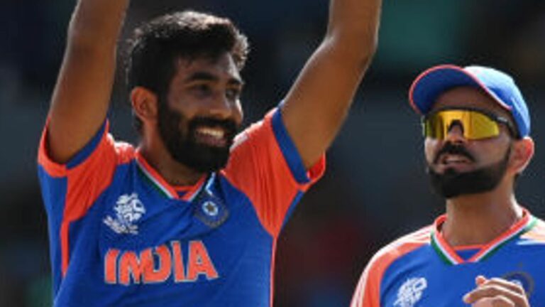 Exploring the Role of Expert Predictions in Betting on Reddy Anna Book